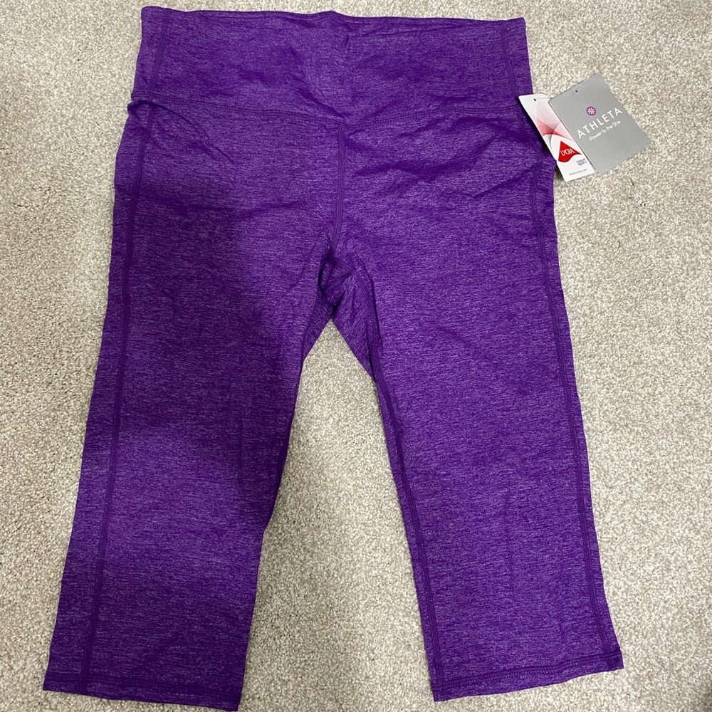 Athleta Women’s Crops, High Rise Chaturanga Purple NWT size large.